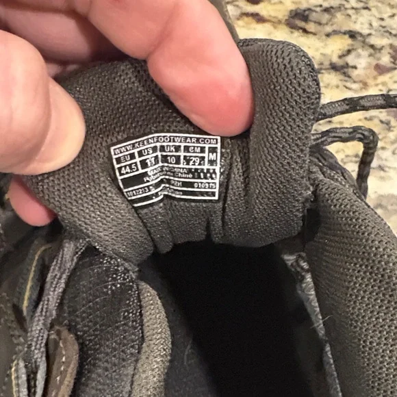 Keen Men's Dark Brown and Black Athletic Shoes - Picture 4 of 4